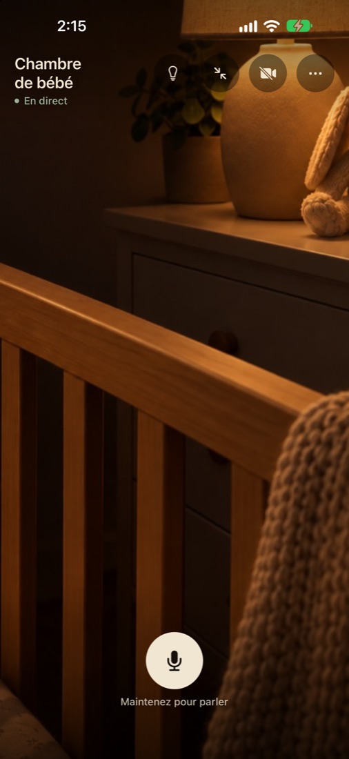 Vidéo en direct de la chambre de bébé, la nuit